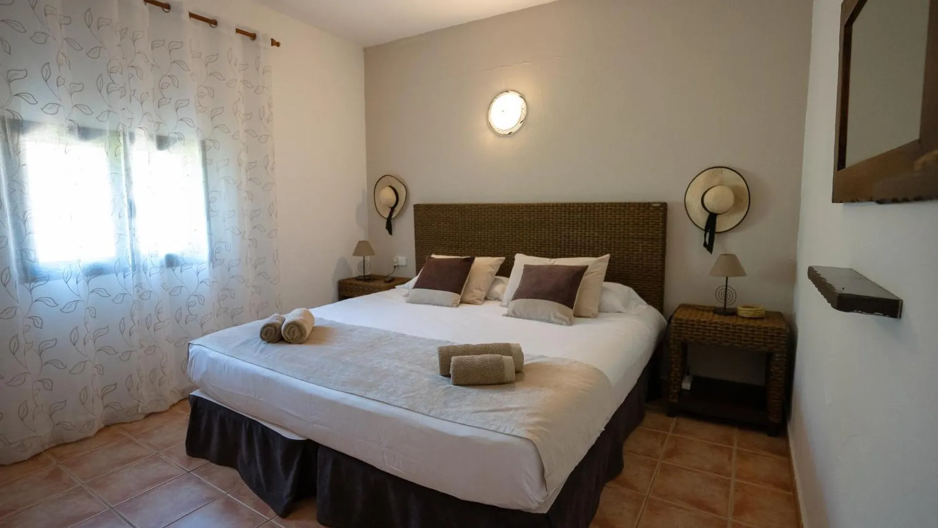Casa Rural Can Blaiet La Mola